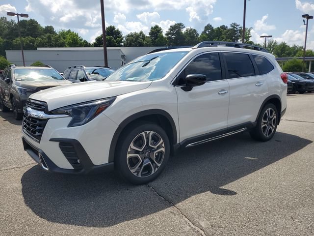 Certified 2025 Subaru Ascent Touring w/ Popular Package #1 AWD/4WD image 3