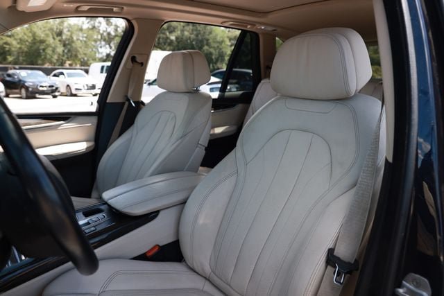 Used 2015 BMW X5 xDrive35d AWD/4WD image 9