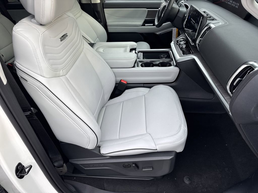 New 2026 Ford Expedition Platinum w/ Platinum Ultimate Package image 13