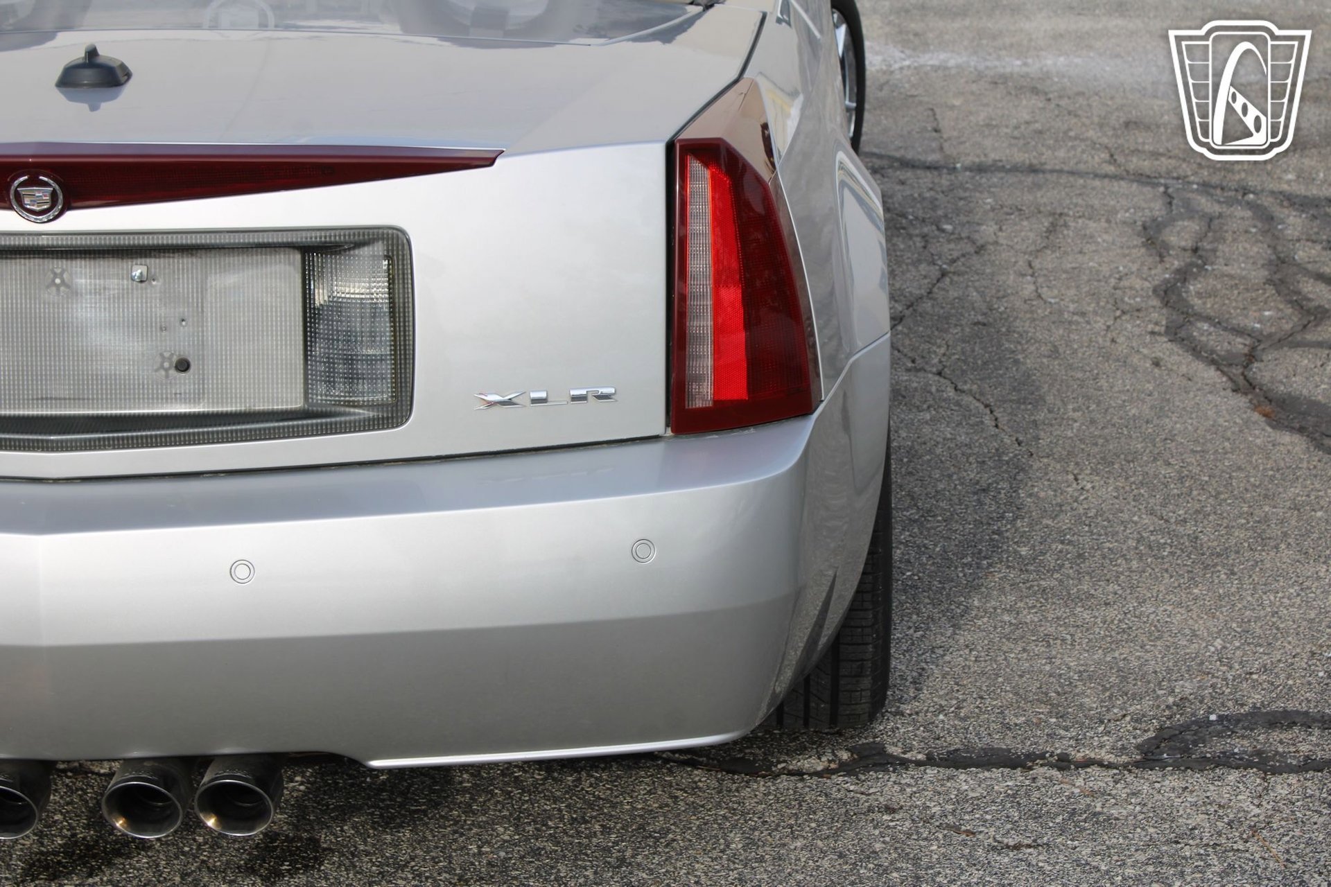 Used 2005 Cadillac XLR image 40