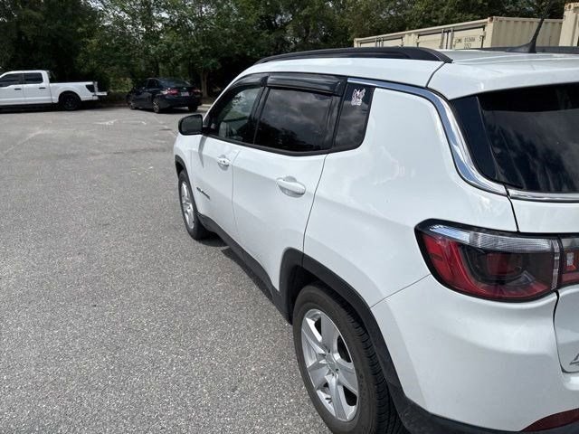 Used 2022 Jeep Compass Latitude FWD image 7