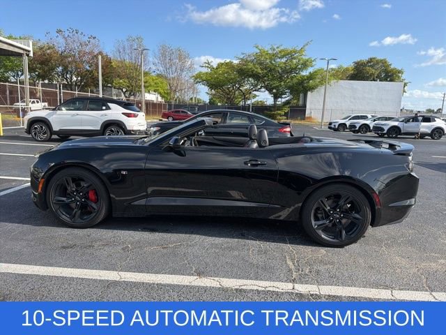 Used 2022 Chevrolet Camaro LT RWD image 4