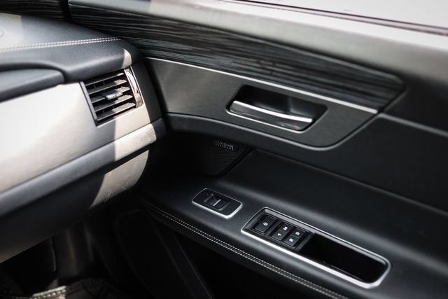 Used 2018 Jaguar XF S AWD/4WD image 41