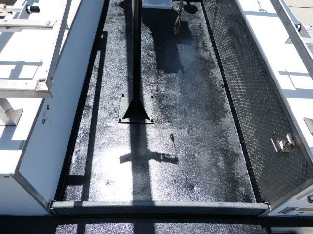 Used 2012 Ford F550 2WD Regular Cab Super Duty w/ Payload Upgrade Pkg image 29