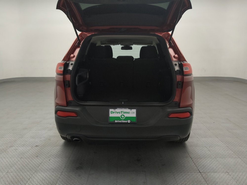 Used 2015 Jeep Cherokee Sport FWD image 29