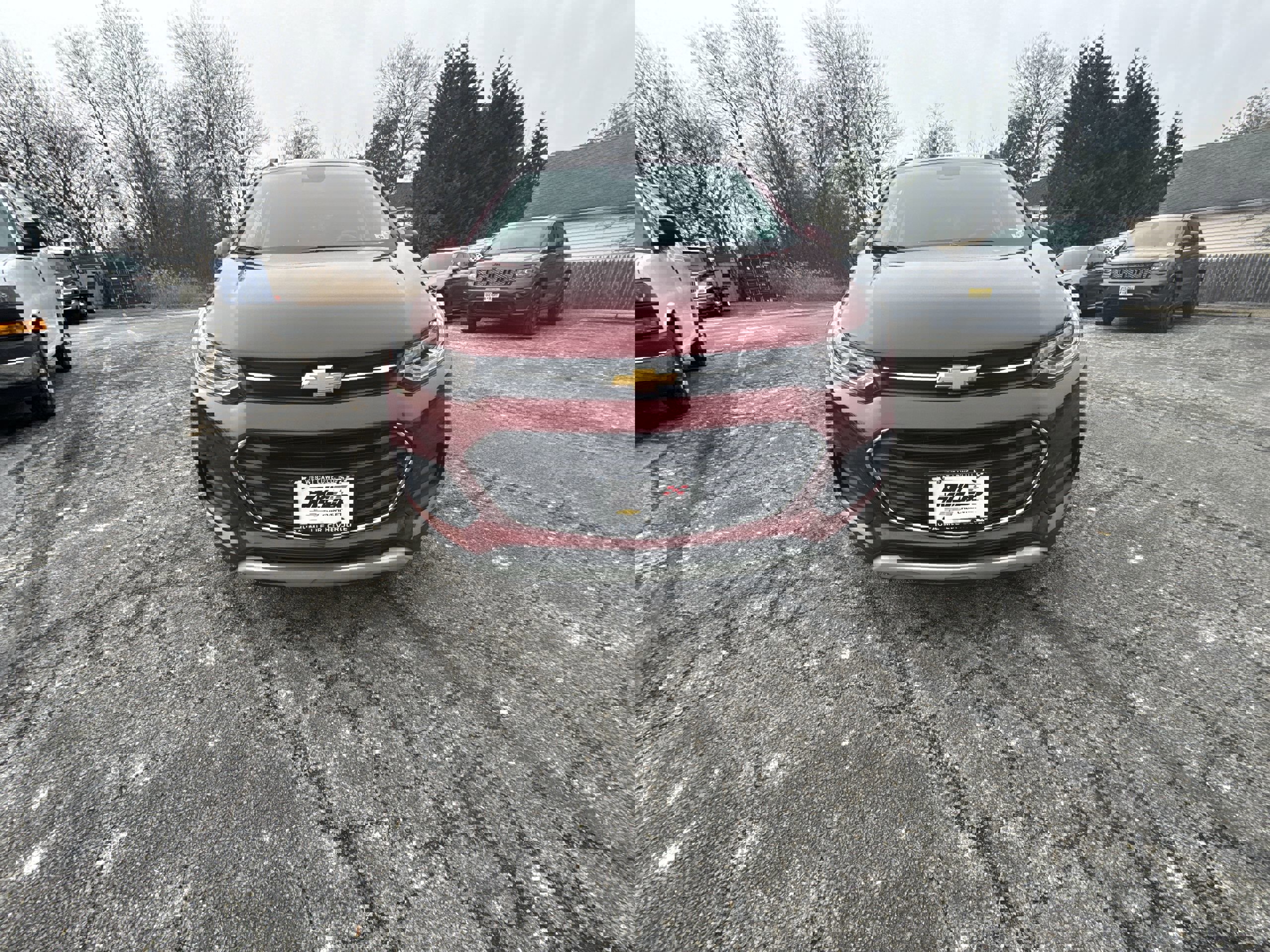 Used 2022 Chevrolet Trax LT w/ LT Convenience Package image 32