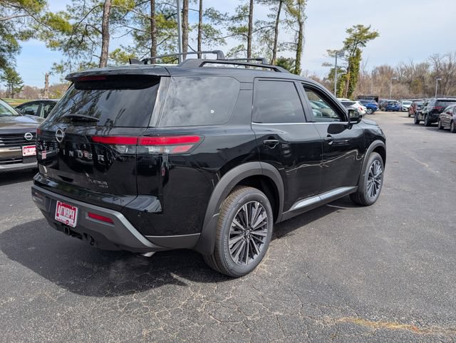 New 2026 Nissan Pathfinder Platinum w/ Accent Package AWD/4WD image 2