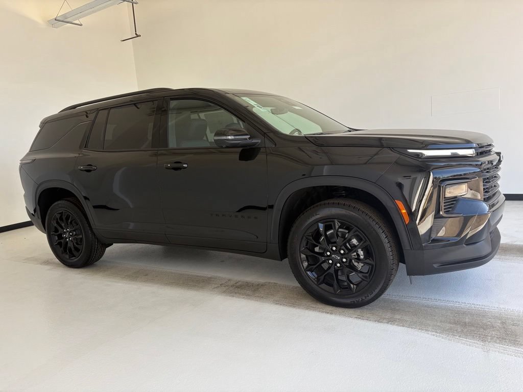 New 2026 Chevrolet Traverse LT w/ Midnight/Sport Edition