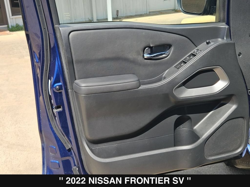 Used 2022 Nissan Frontier SV w/ Technology Package RWD image 14