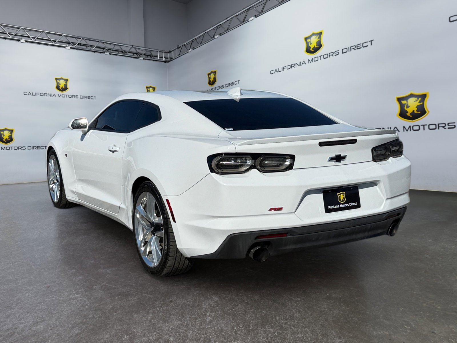 Used 2021 Chevrolet Camaro LT w/ RS Package image 3