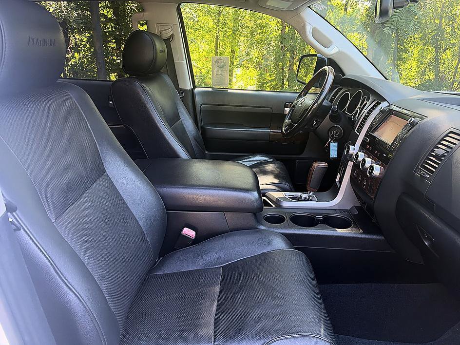 Used 2012 Toyota Tundra Limited AWD/4WD image 21