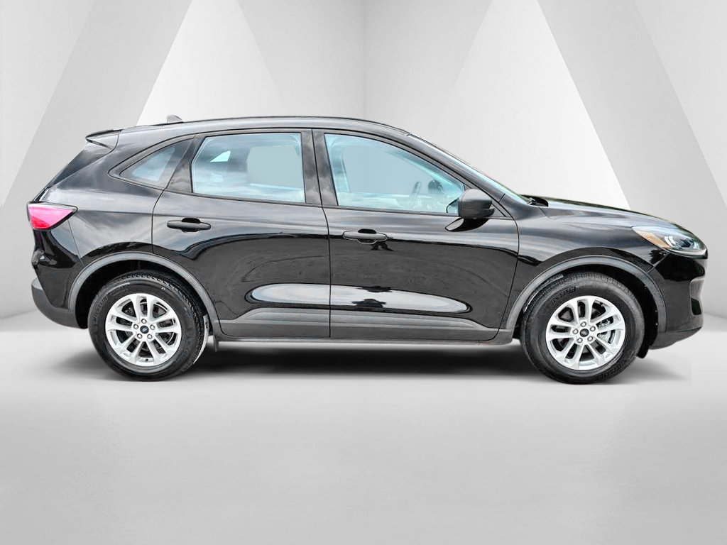 Used 2022 Ford Escape S FWD image 9
