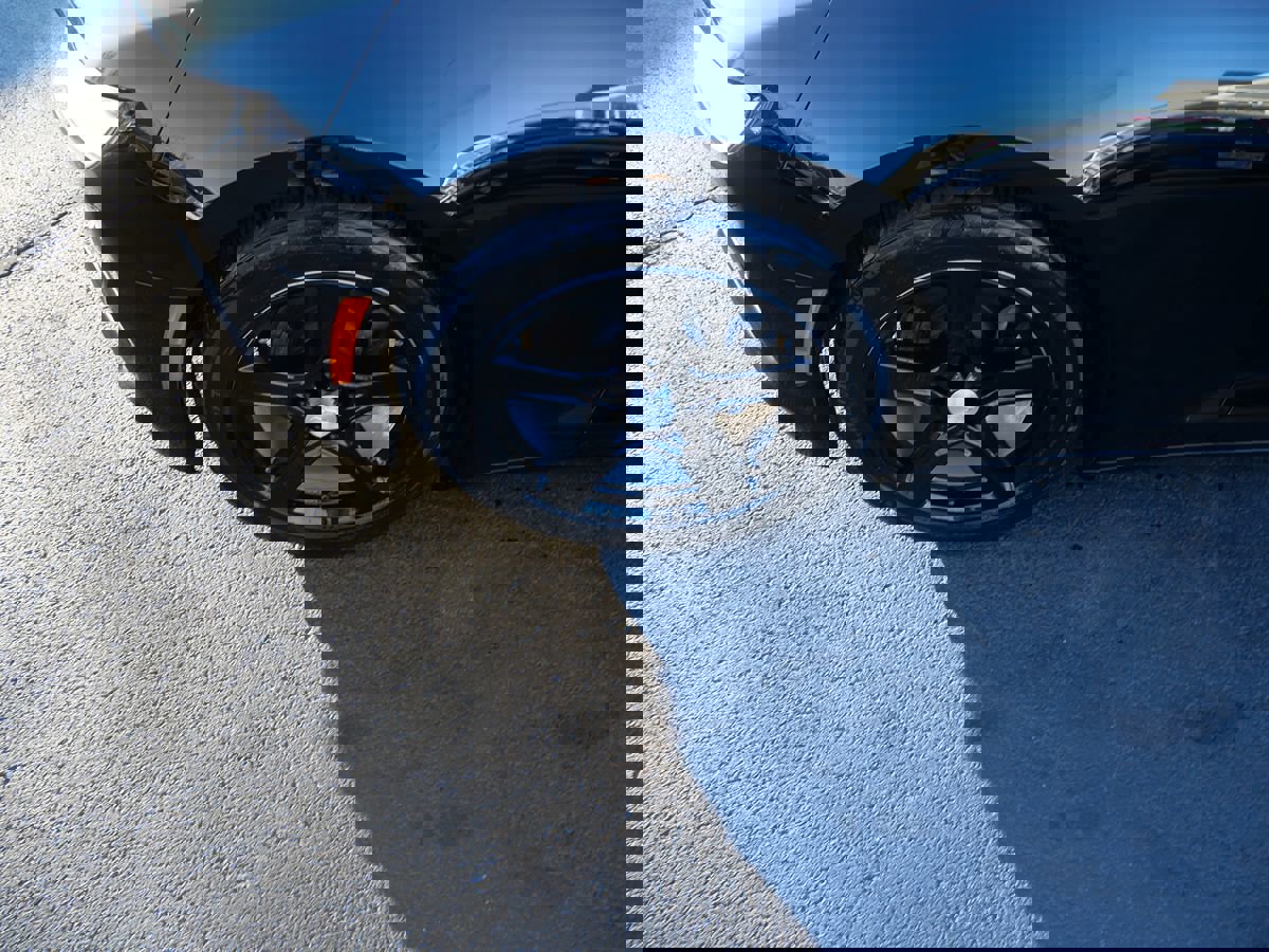 Used 2019 Chevrolet Camaro LT image 37