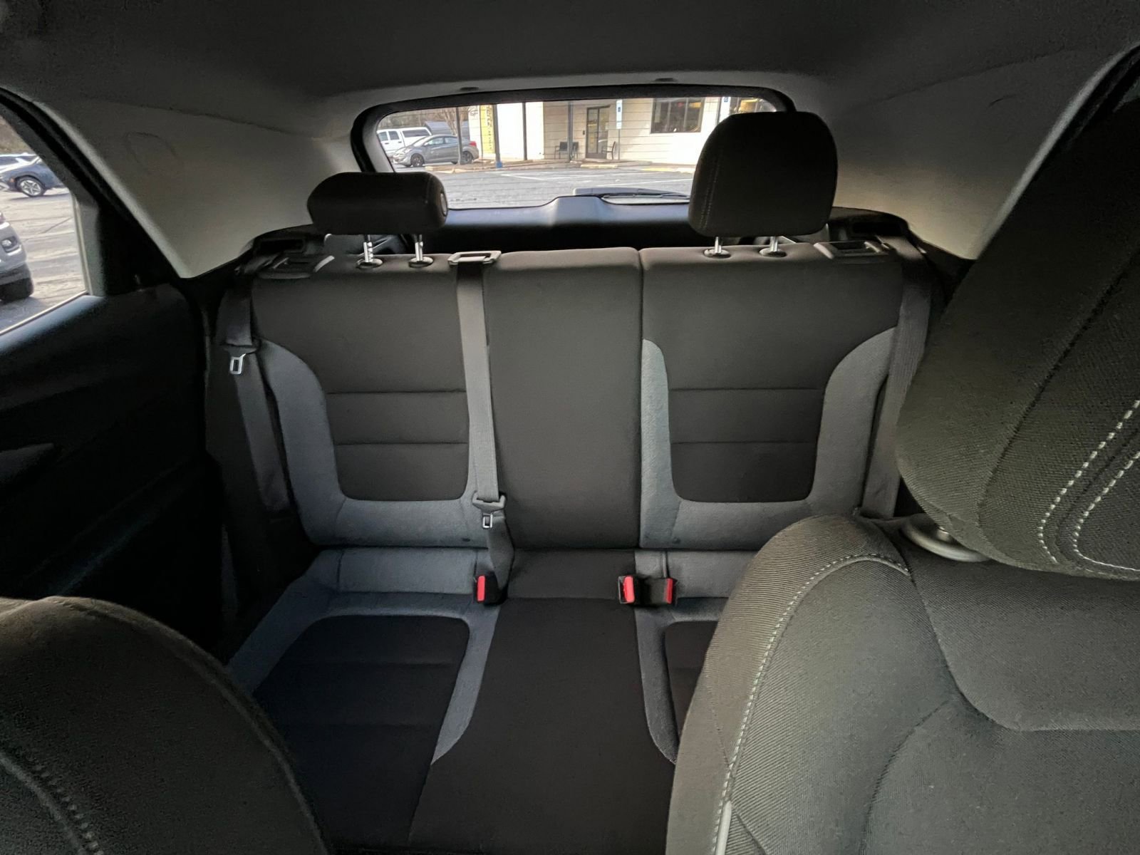 Used 2025 Chevrolet TrailBlazer LT image 32