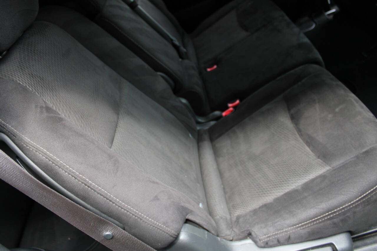Used 2014 Nissan Pathfinder S image 34