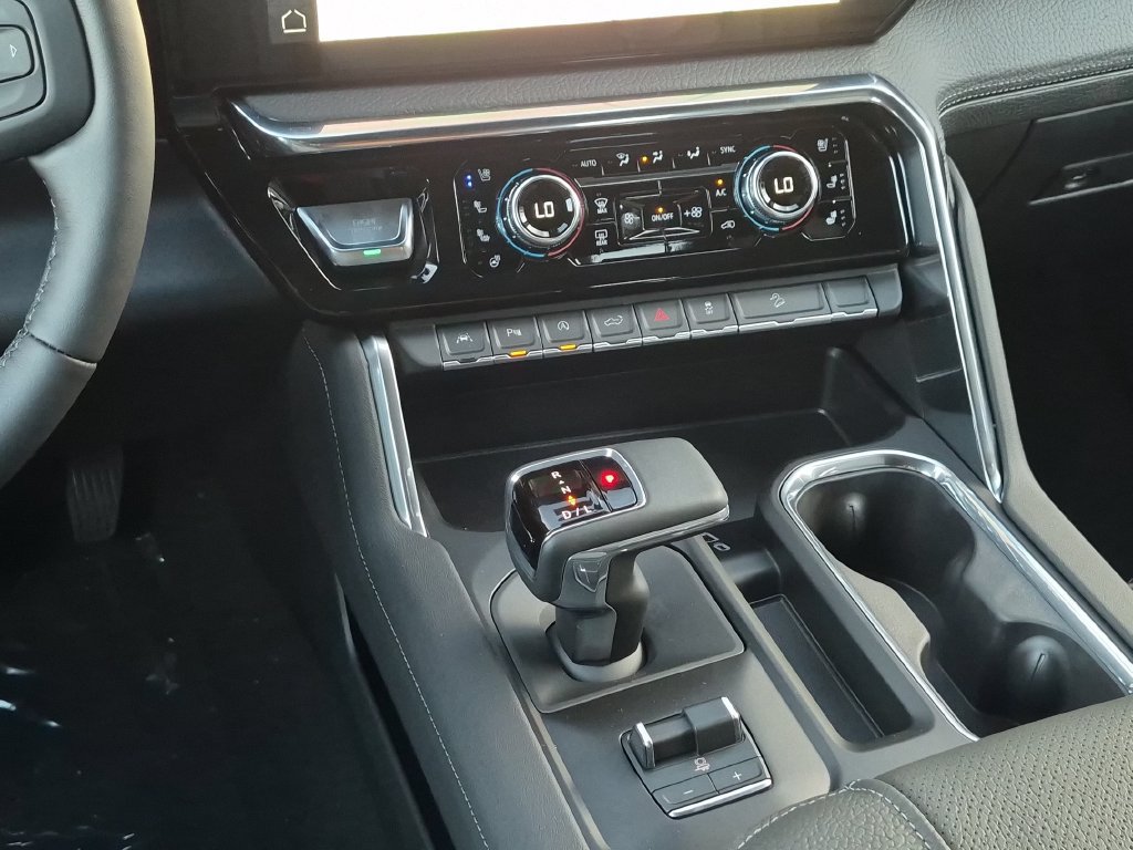 New 2026 GMC Sierra 1500 Denali AWD/4WD image 28