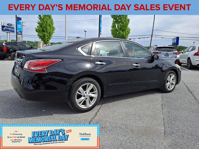 Used 2015 Nissan Altima 2.5 SV FWD image 11