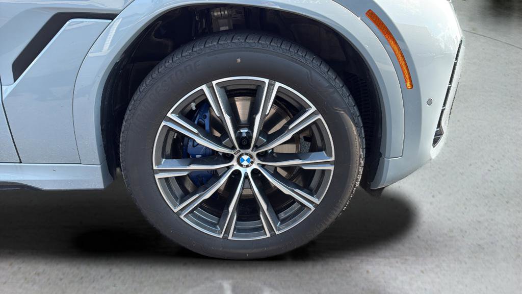 Used 2026 BMW X6 xDrive40i image 13