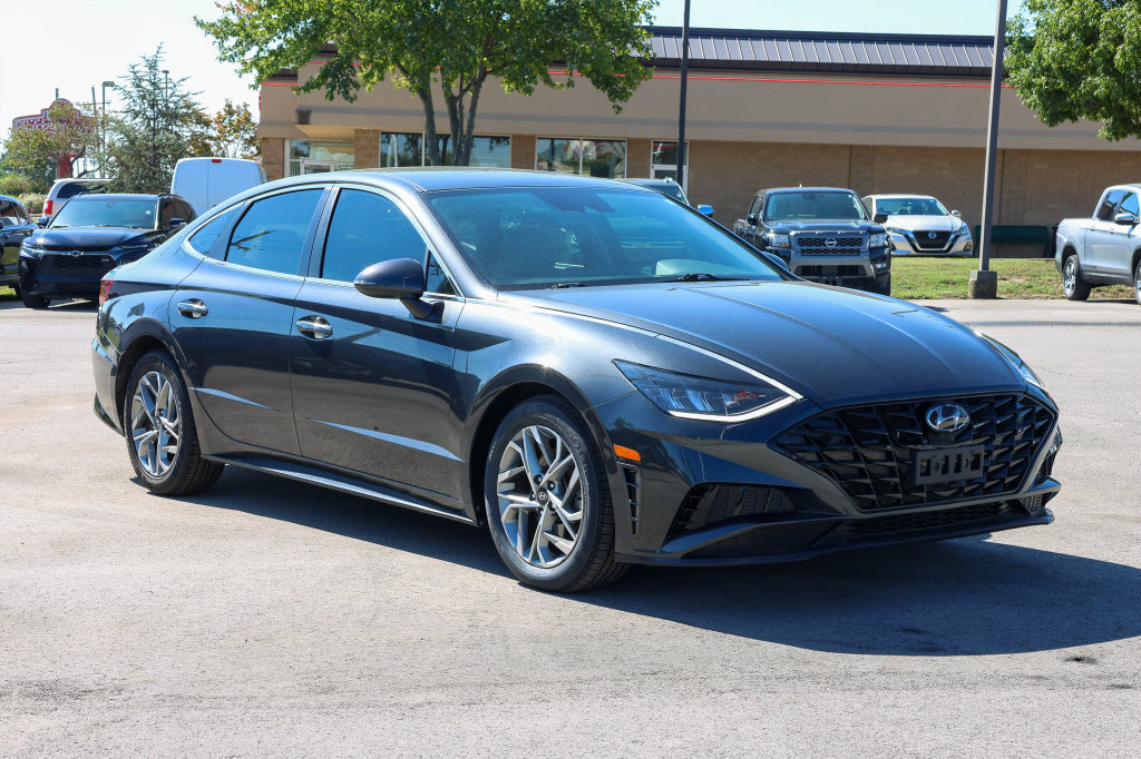 Used 2020 Hyundai Sonata SEL FWD image 1