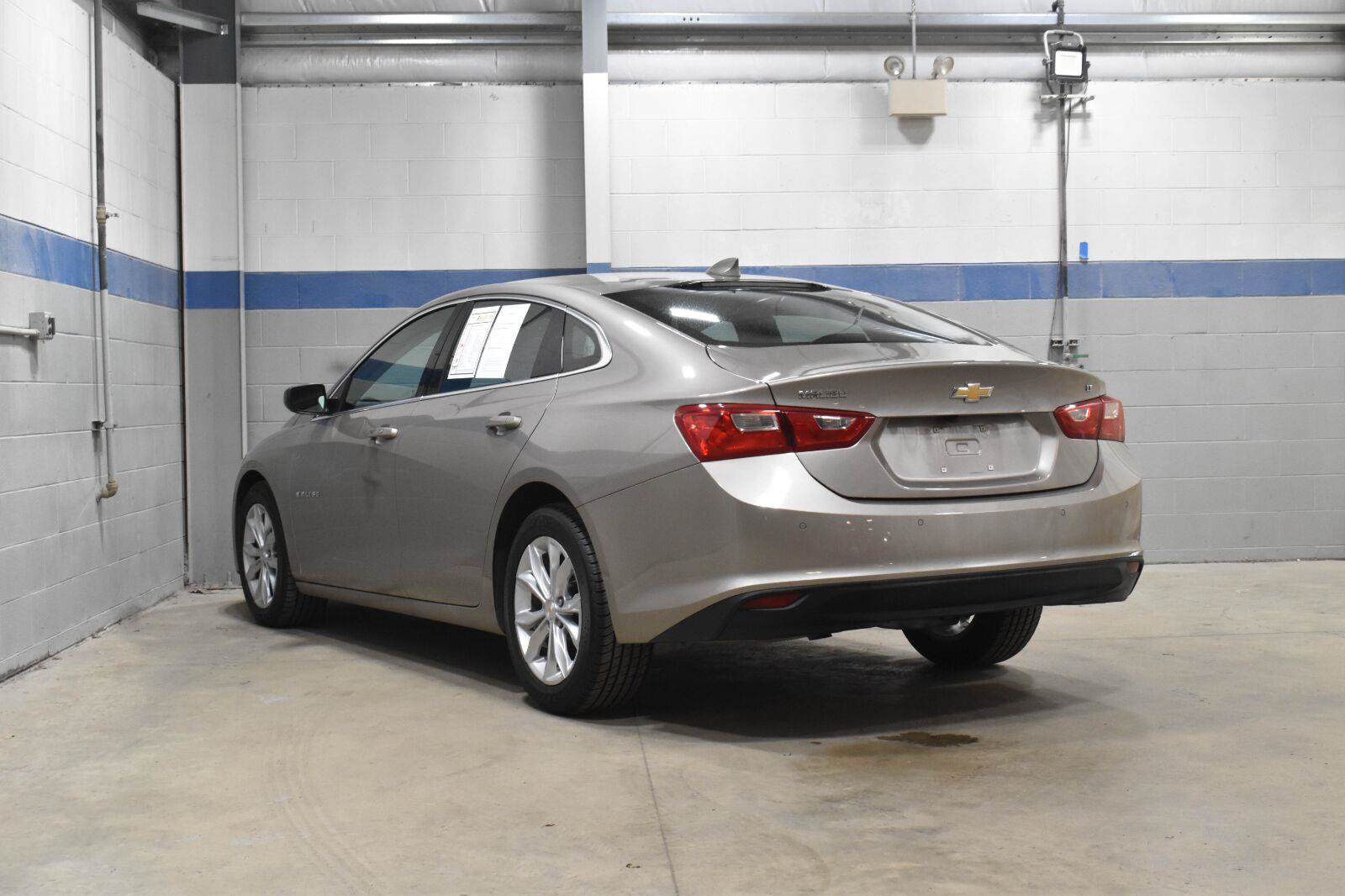 Used 2025 Chevrolet Malibu LT FWD image 23