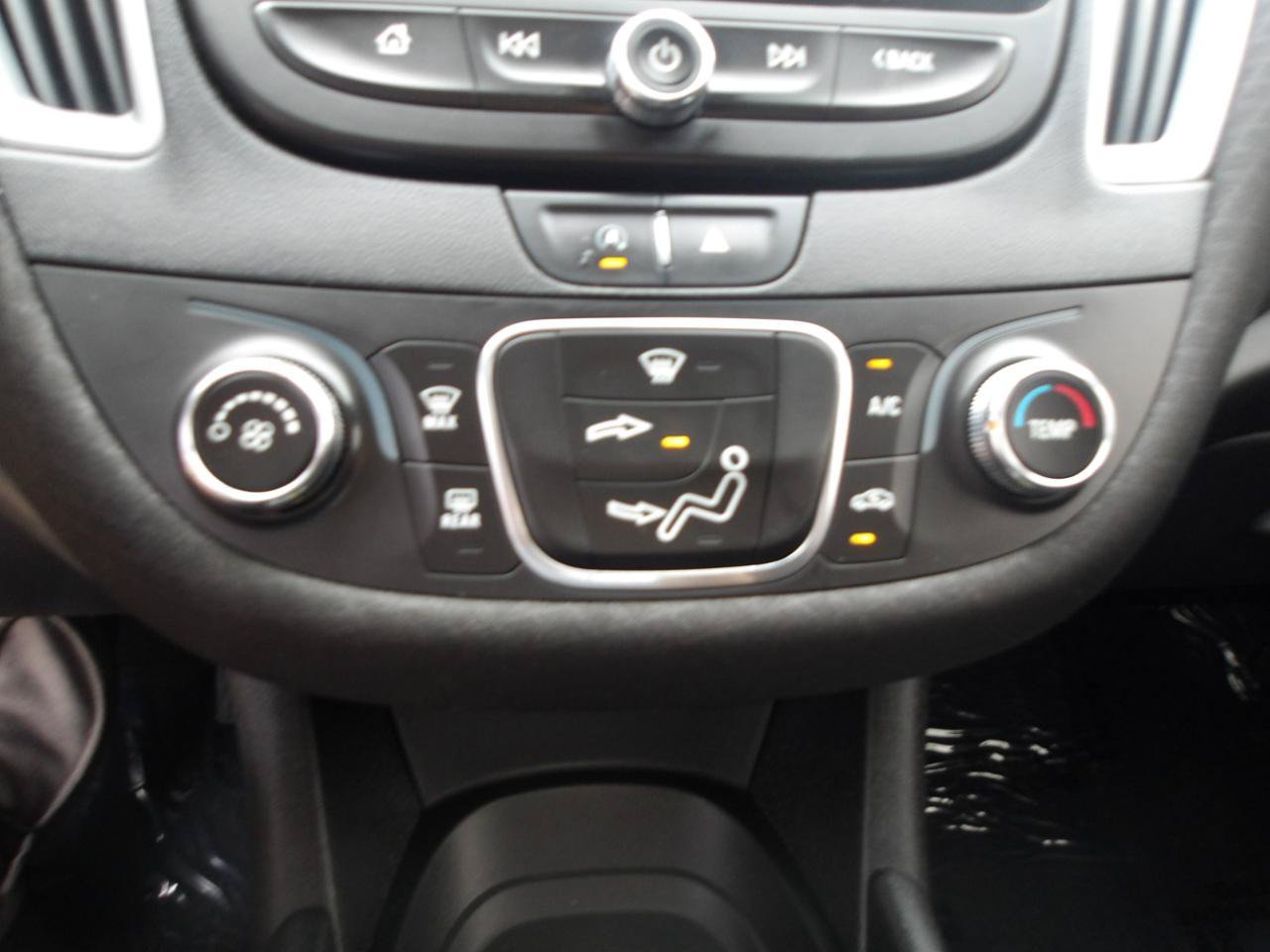 Used 2020 Chevrolet Malibu LS w/ LPO, Convenience Package 2 FWD image 24