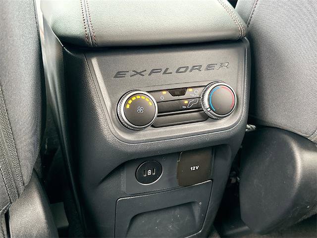 Certified 2025 Ford Explorer Active image 26