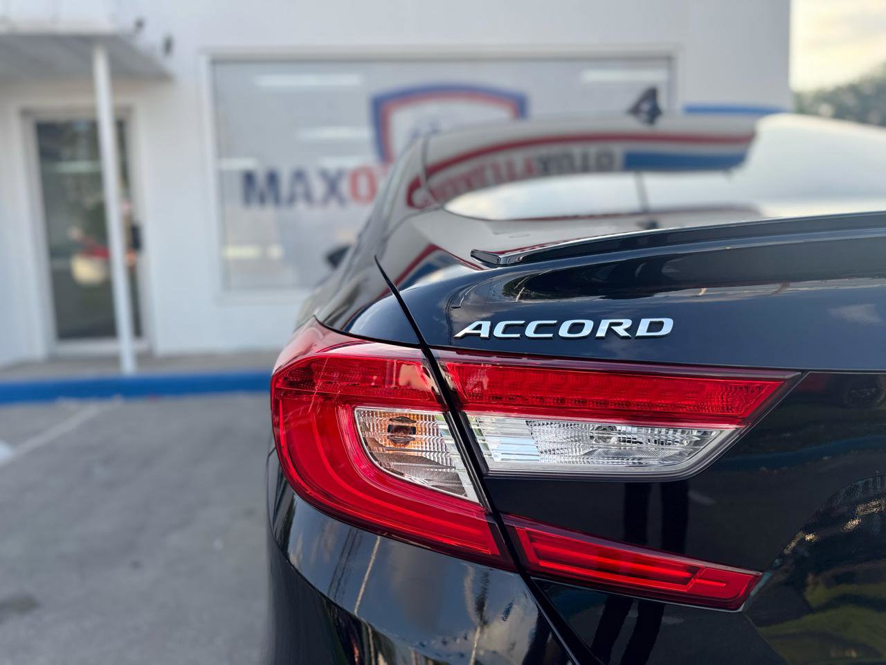 Used 2020 Honda Accord Sport image 34
