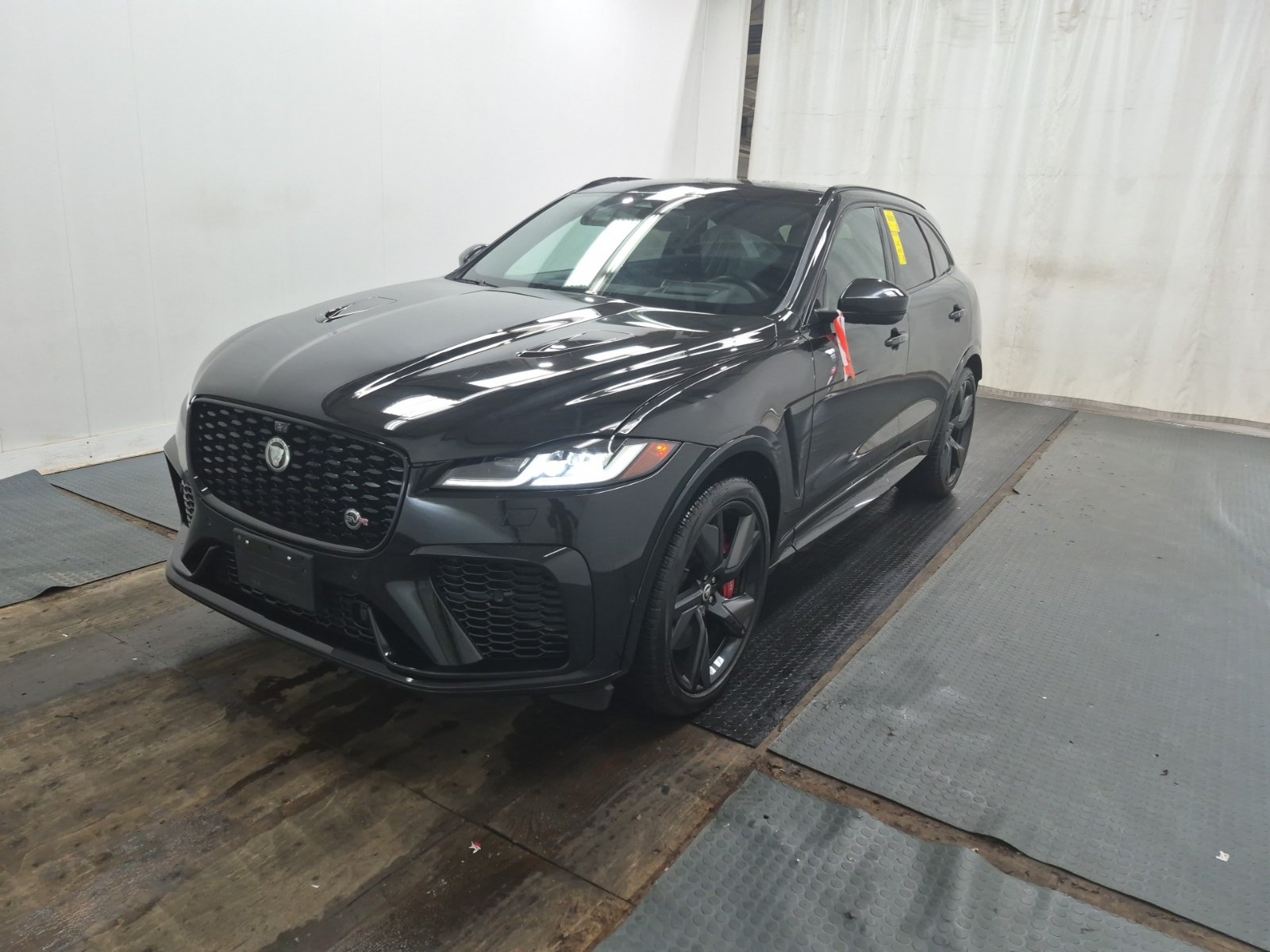 Used 2024 Jaguar F-PACE SVR