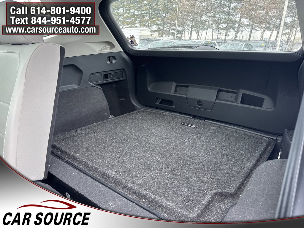 Used 2021 Volkswagen Tiguan SE w/ Panoramic Sunroof Package image 13