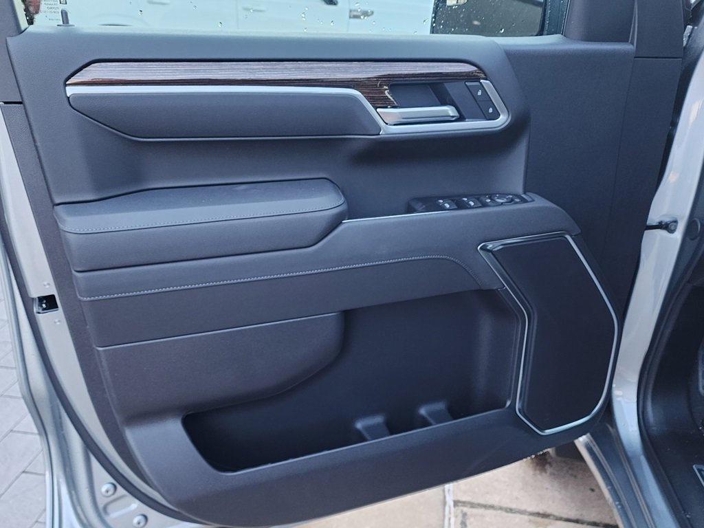 New 2026 GMC Sierra 1500 Elevation image 14