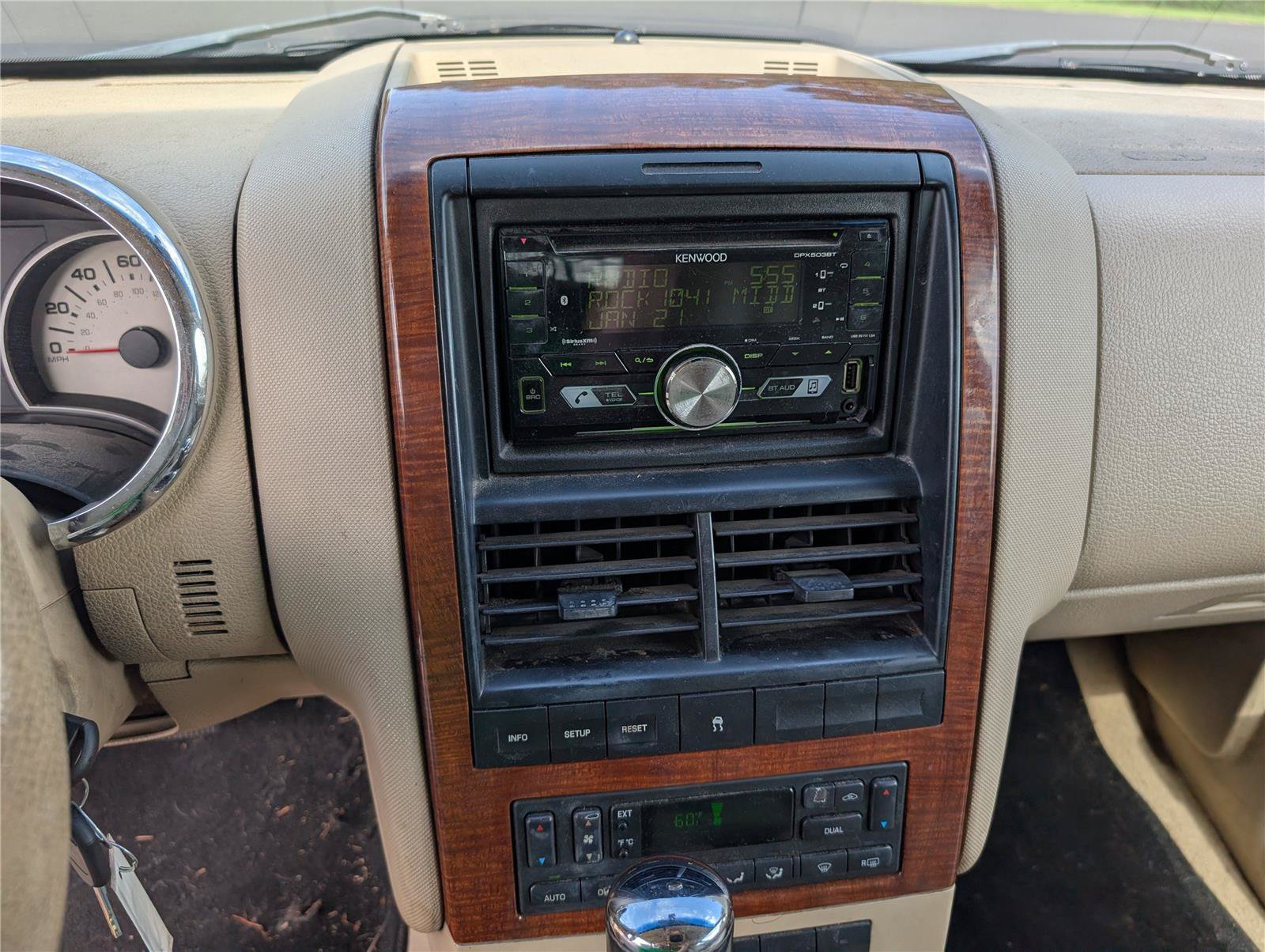 Used 2006 Ford Explorer Eddie Bauer RWD image 16