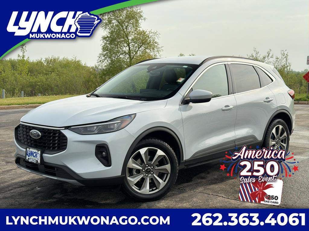Used 2025 Ford Escape Platinum AWD/4WD image 1