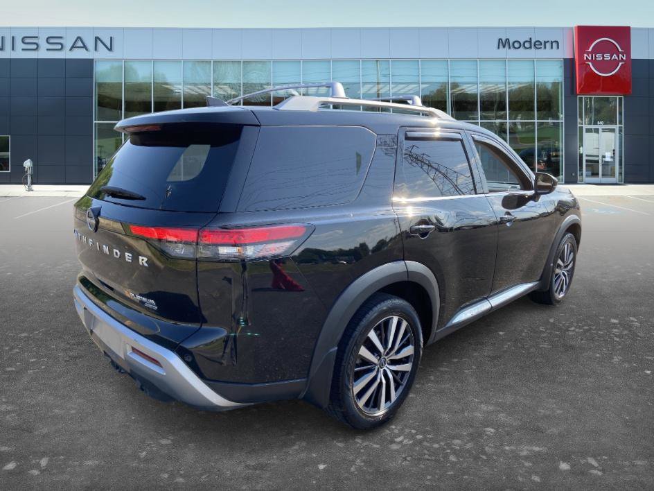 Certified 2022 Nissan Pathfinder Platinum w/ Lighting Package (N92) AWD/4WD image 6