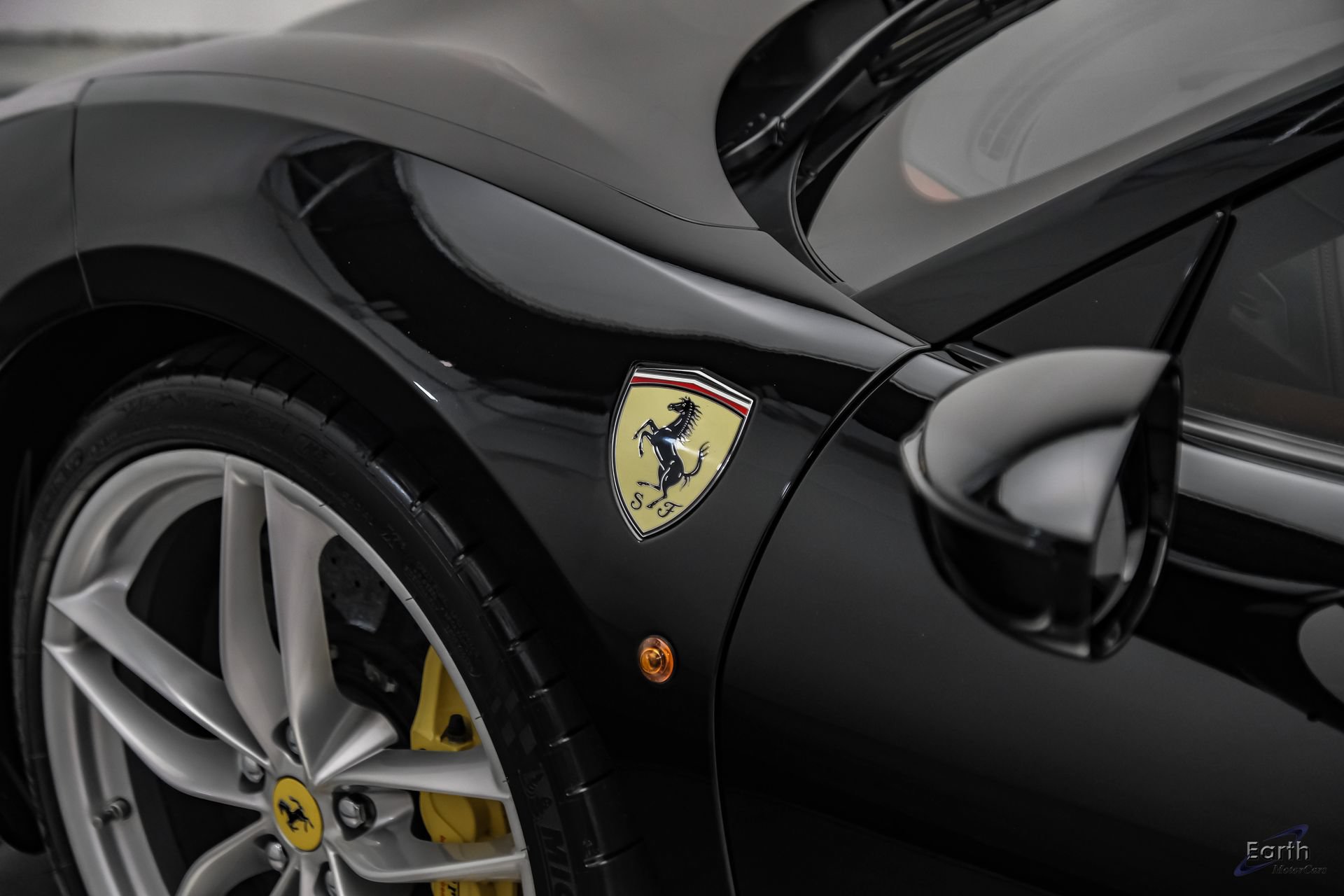Used 2018 Ferrari 488 Spider RWD image 43