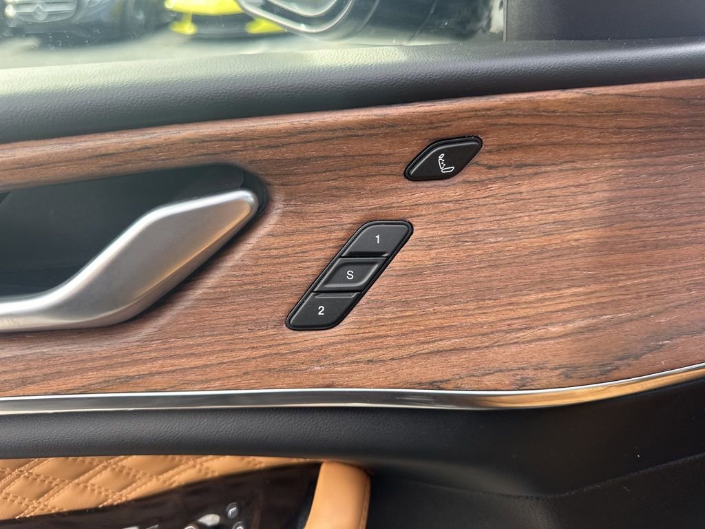 Used 2022 Jeep Grand Cherokee Summit w/ Adv Protech Group IV AWD/4WD image 11