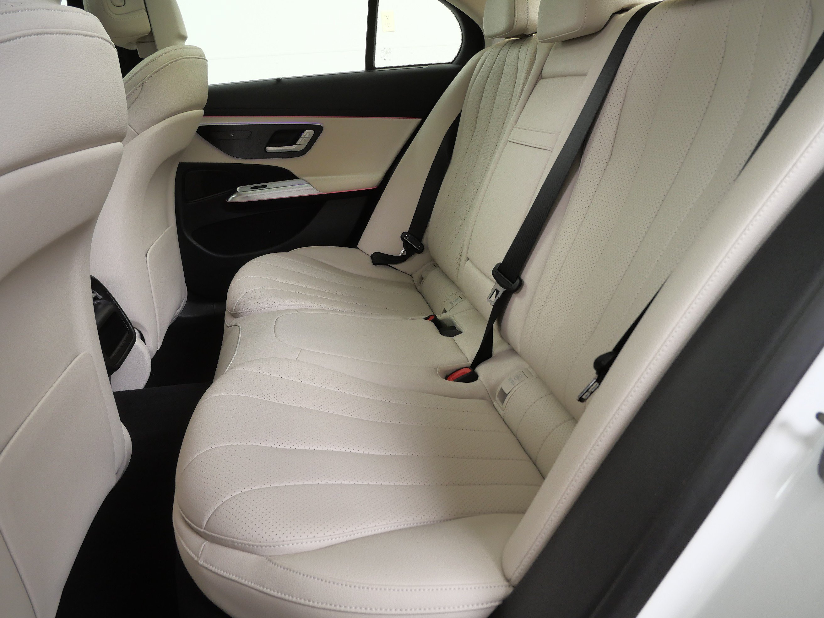 Certified 2026 Mercedes-Benz E 350 4MATIC Sedan image 17