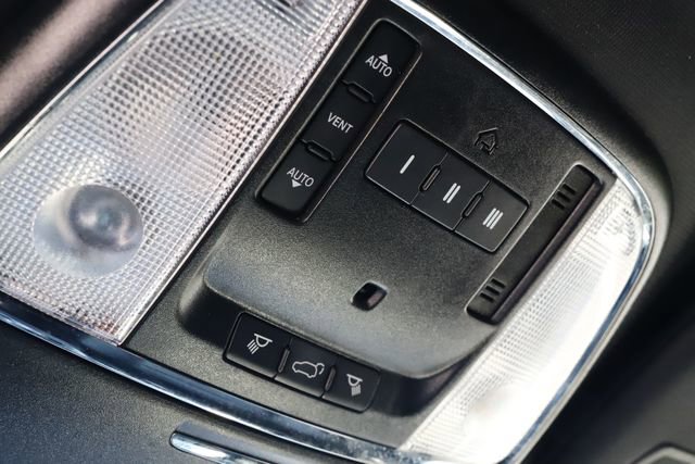 Used 2020 Jeep Grand Cherokee Limited image 31