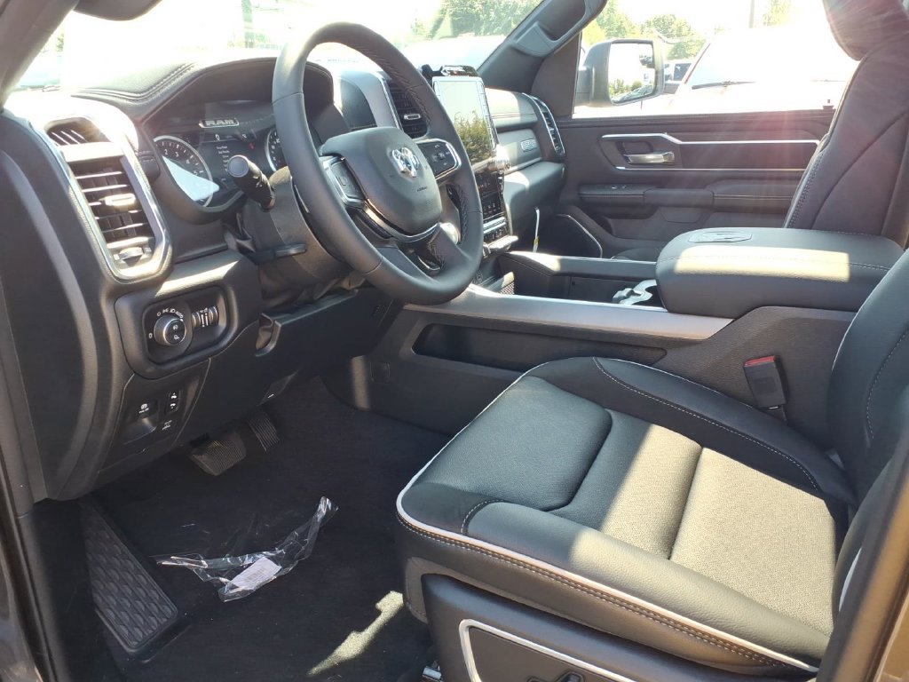 New 2026 RAM 1500 Laramie w/ Bed Utility Group AWD/4WD image 9