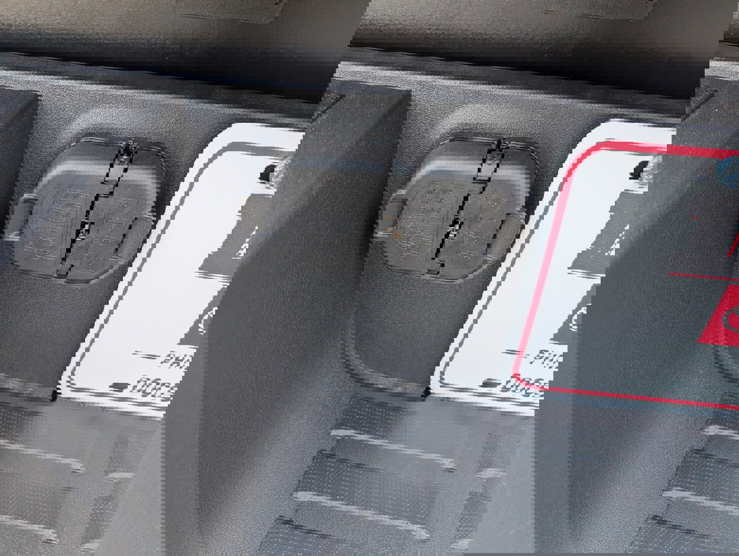 New 2025 Toyota Tacoma SR5 image 32