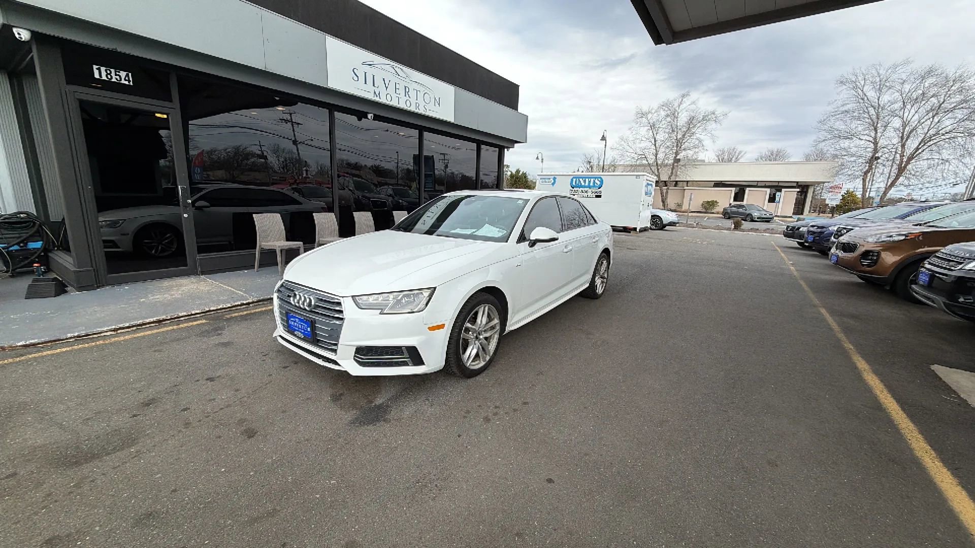 Used 2017 Audi A4 2.0T Premium w/ Convenience Package AWD/4WD image 4