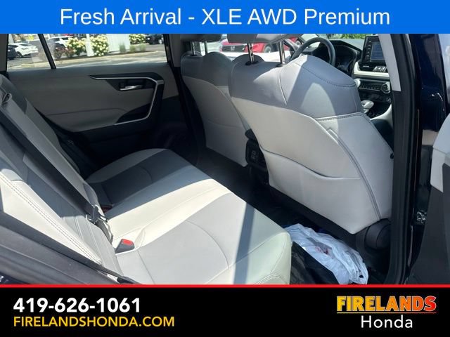 Used 2022 Toyota RAV4 XLE Premium AWD/4WD image 27