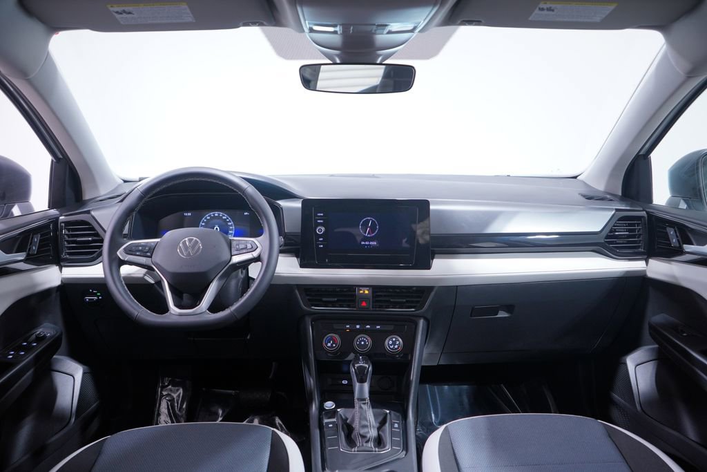 Used 2025 Volkswagen Taos S FWD image 9