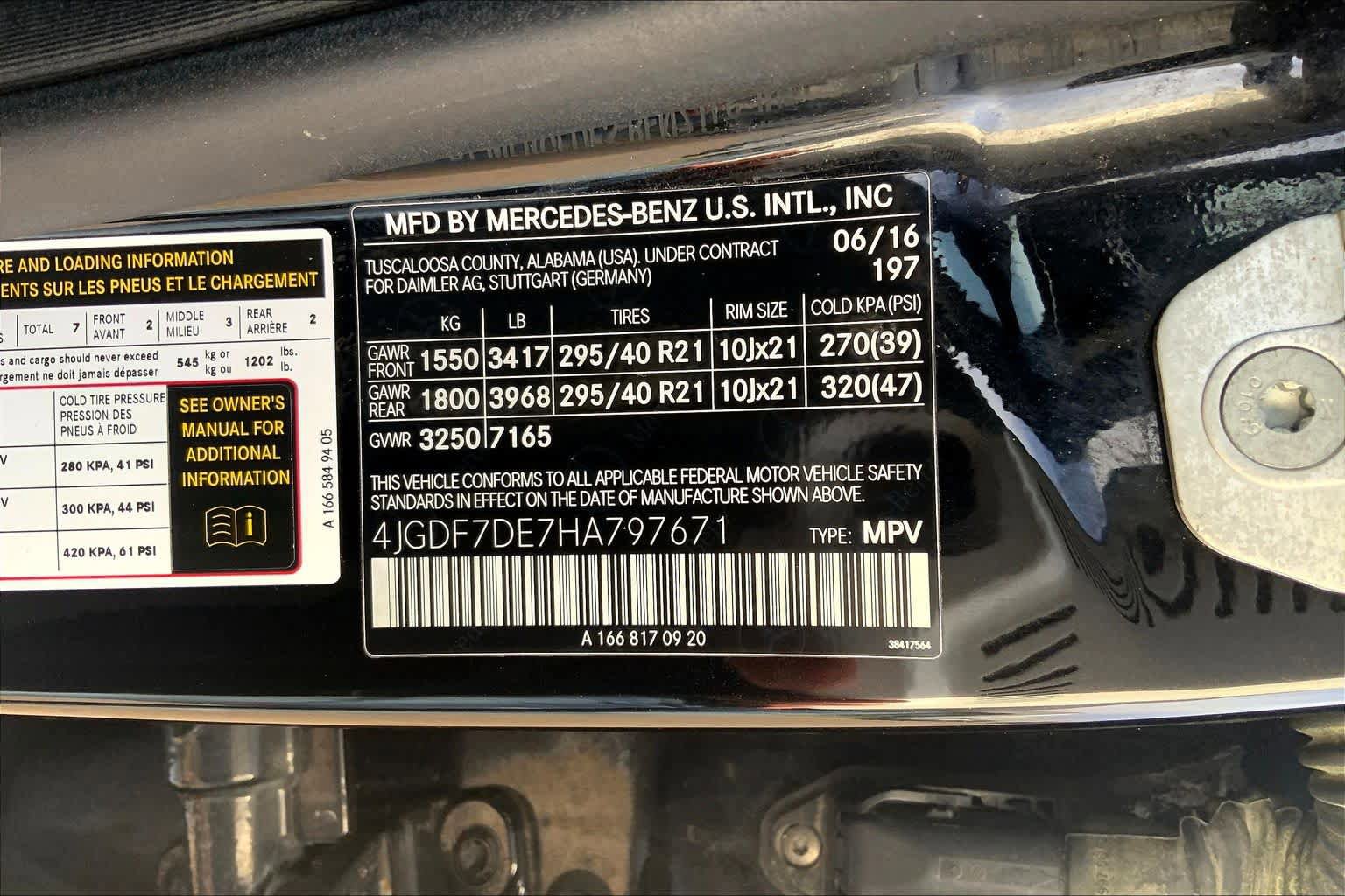 Used 2017 Mercedes-Benz GLS 550 4MATIC image 36