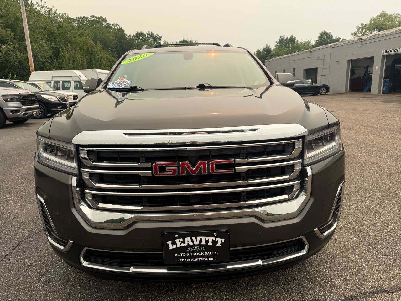 Used 2020 GMC Acadia SLE w/ Driver Convenience Package AWD/4WD image 3