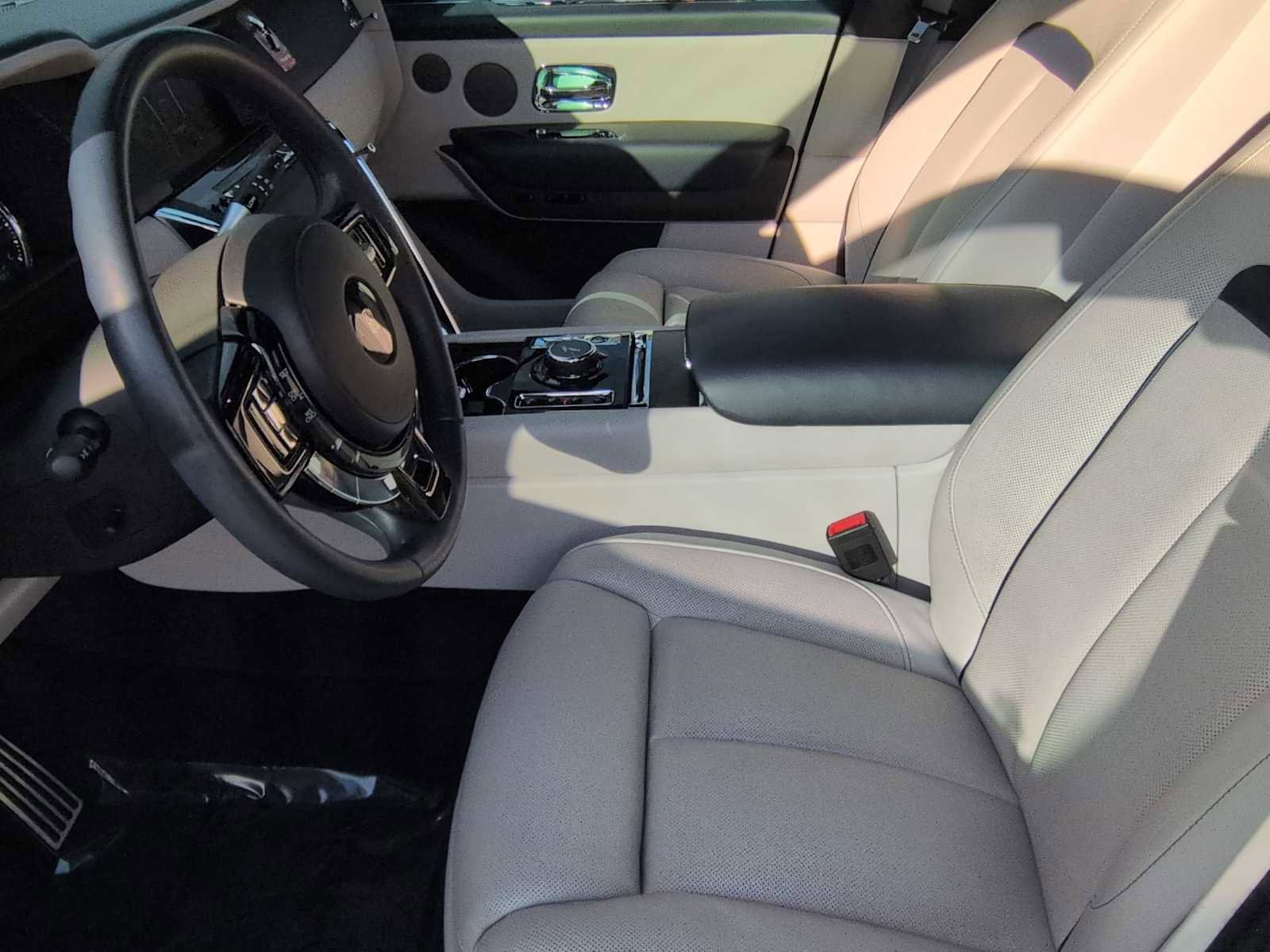 Used 2022 Rolls-Royce Cullinan image 10