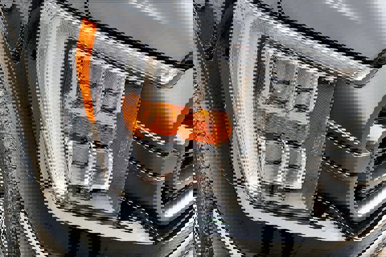 Certified 2022 Ford F150 XLT w/ Equipment Group 302A High image 27