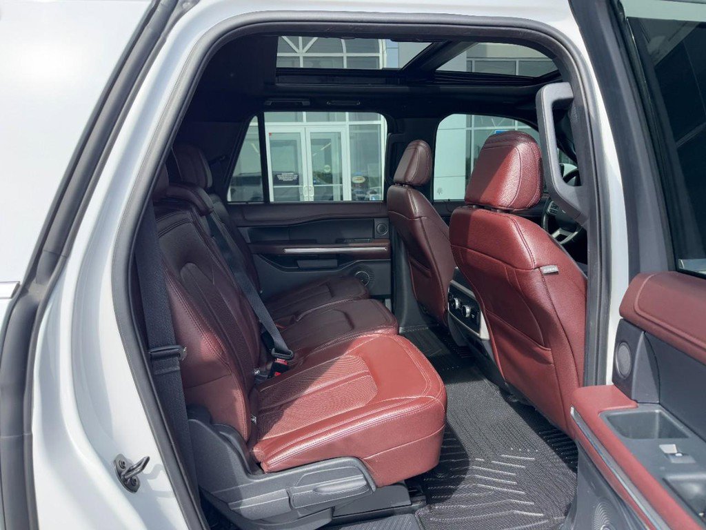 Used 2023 Ford Expedition Max Limited AWD/4WD image 13