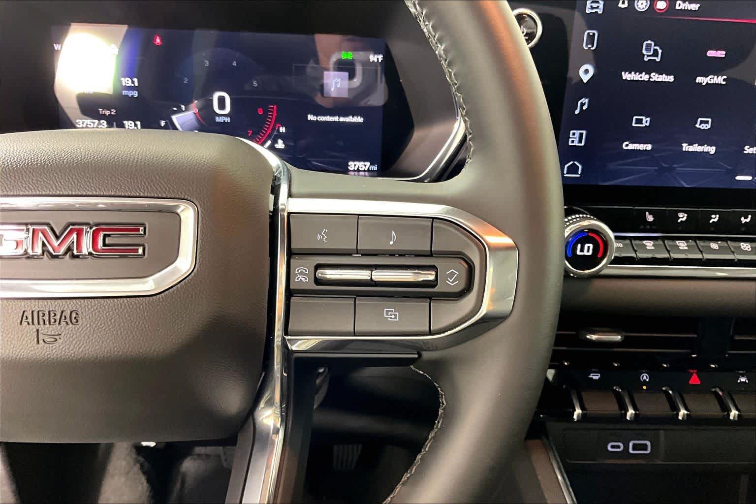 Used 2026 GMC Canyon Elevation w/ Convenience Package RWD image 23