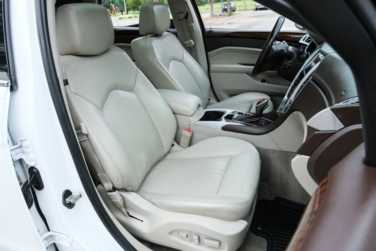 Used 2014 Cadillac SRX Premium w/ Driver Assist Package FWD image 38