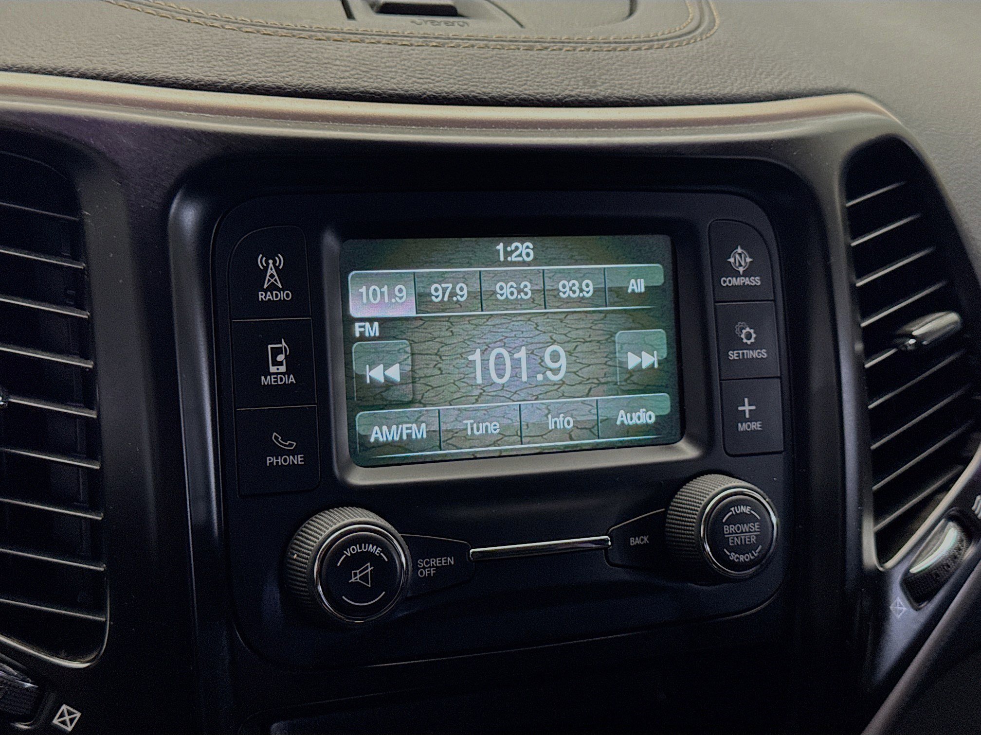 Used 2017 Jeep Cherokee Sport w/ Trailer Tow Group image 10